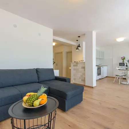 Beach Apartment Marina