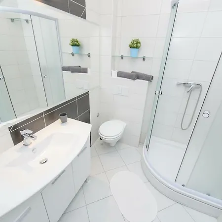Beach Apartment Marina דירה *