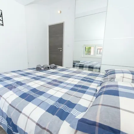 Beach Apartment Marina شقة
