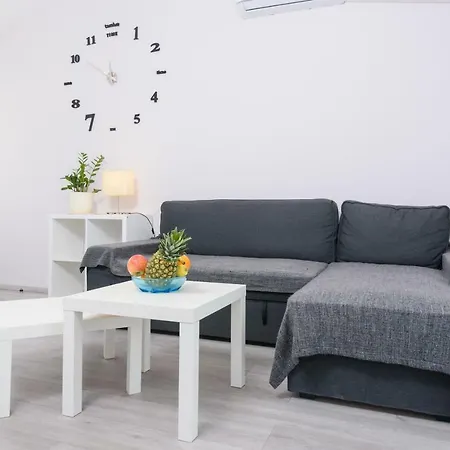 Lägenhet Beach Apartment Marina