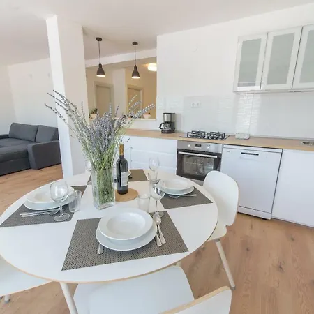 Beach Apartment Marina דירה