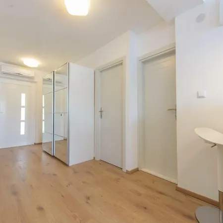 Beach Apartment Marina *